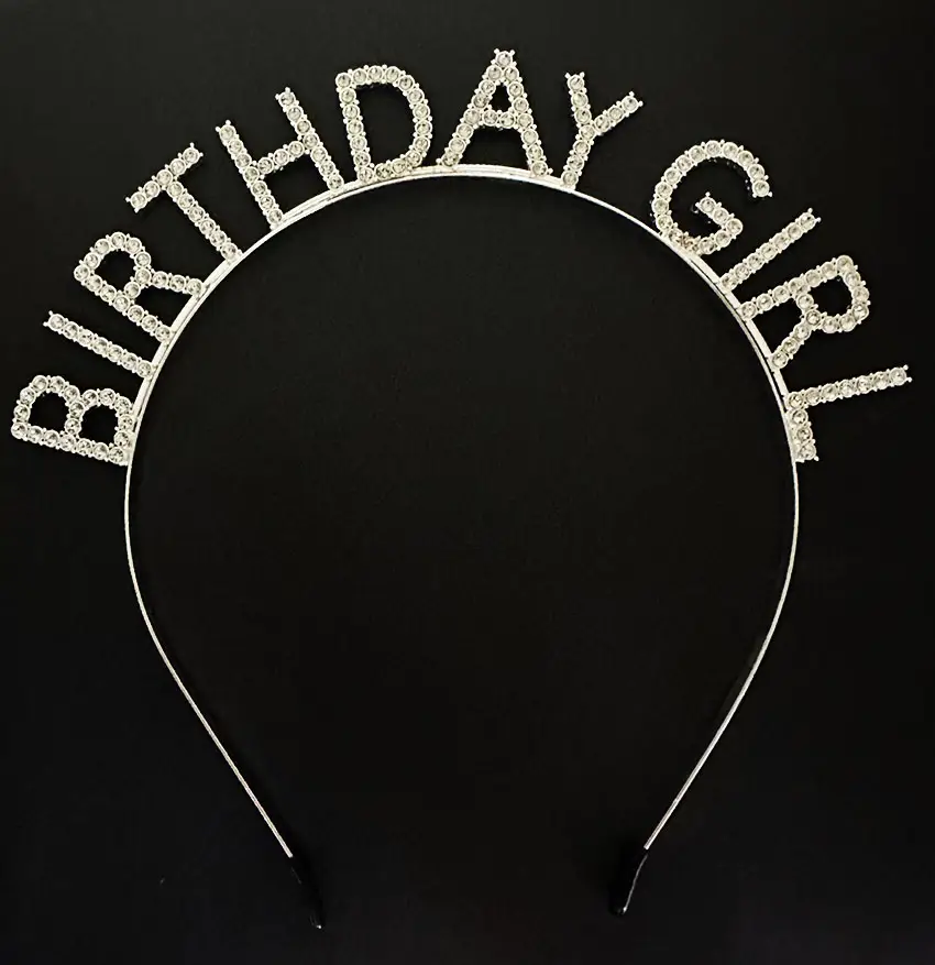 Gümüş Kristal Taşlı Birthday Girl Doğum Günü Tacı İthal Ürün A Kalite 17x16 cm Gümüş Kristal Taşlı Birthday Girl Doğum Günü Tacı İthal Ürün A Kalite 17x16 cm