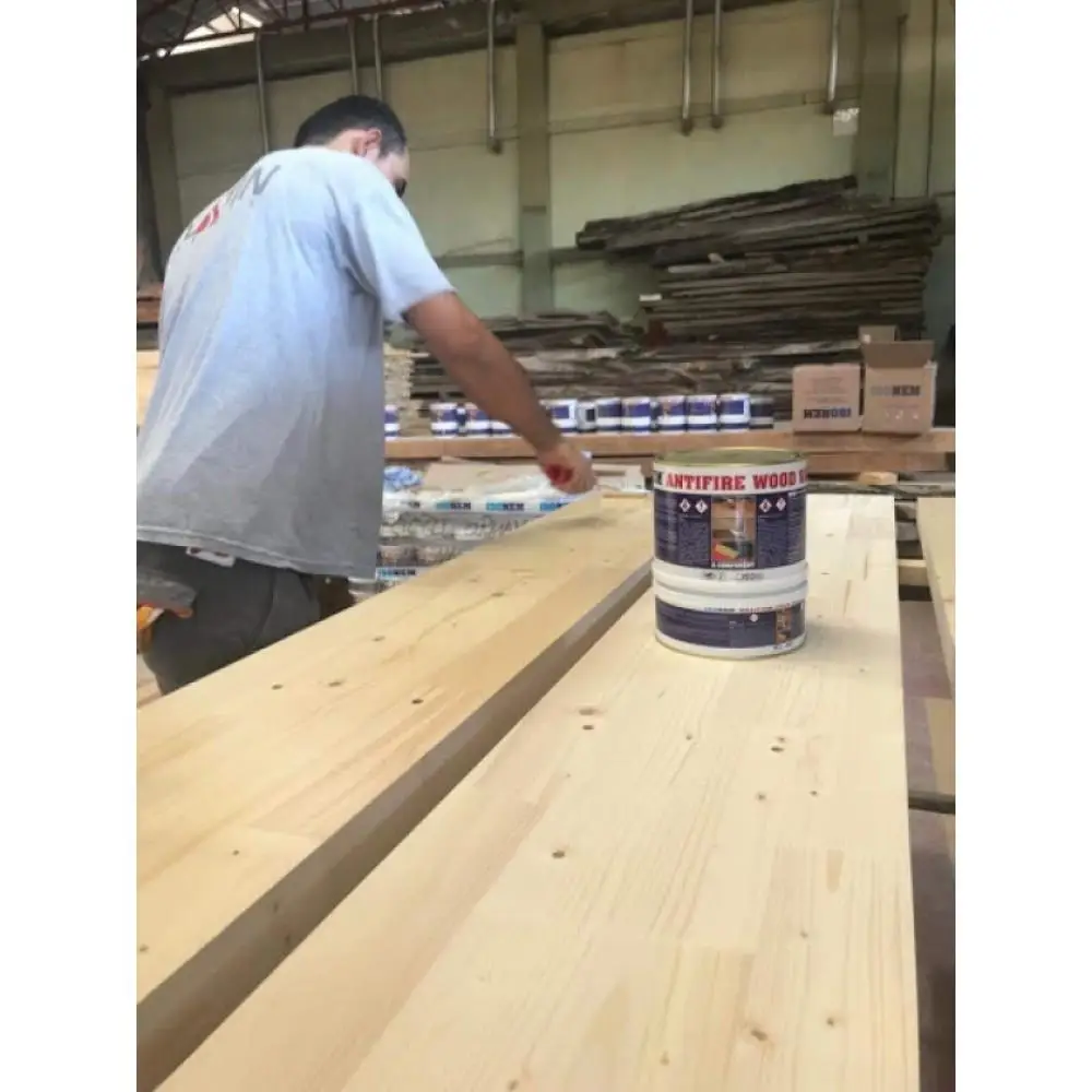 İsonem AntiFire Wood Varnish Yangın Geciktirici Ahşap Verniği 1.5 Kg İsonem AntiFire Wood Varnish Yangın Geciktirici Ahşap Verniği 1.5 Kg