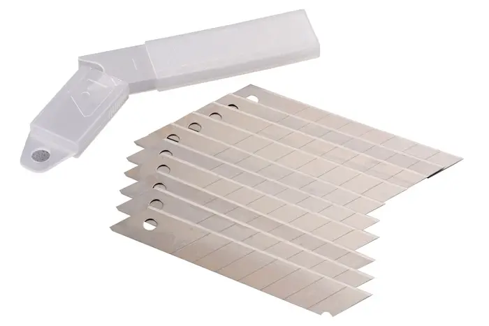 Maket Bıçağı - Falçata Ağzı - Yedeği Kalın 18mm - 10 Adet Maket Bıçağı - Falçata Ağzı - Yedeği Kalın 18mm - 10 Adet