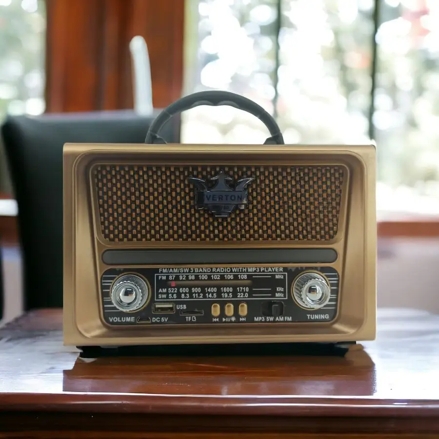 Nostaljik Görünümlü USB SD AUX Bluetooth Destekli Şarjlı Radyo RT-780 Nostaljik Görünümlü USB SD AUX Bluetooth Destekli Şarjlı Radyo RT-780
